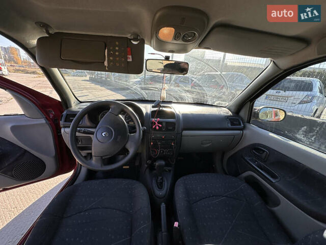 Червоний Рено Кліо, об'ємом двигуна 1.39 л та пробігом 141 тис. км за 3650 $, фото 9 на Automoto.ua