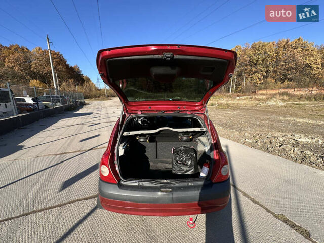 Червоний Рено Кліо, об'ємом двигуна 1.39 л та пробігом 141 тис. км за 3650 $, фото 19 на Automoto.ua