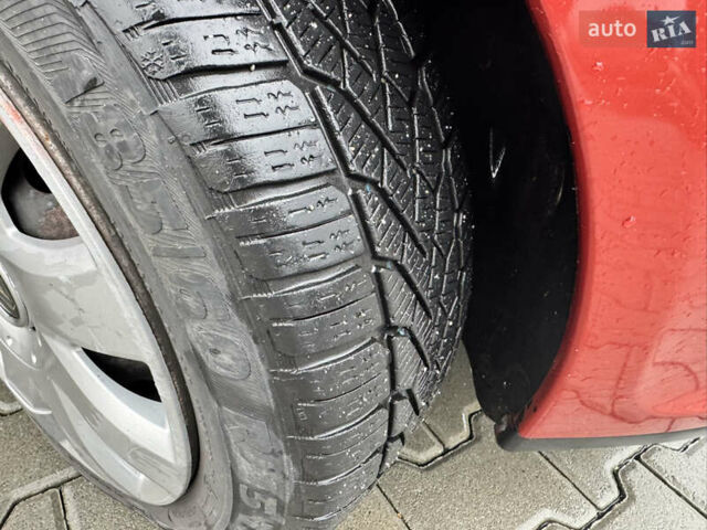 Красный Рено Клио, объемом двигателя 1.6 л и пробегом 212 тыс. км за 4800 $, фото 18 на Automoto.ua