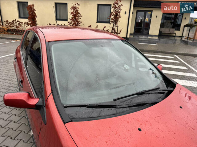 Красный Рено Клио, объемом двигателя 1.6 л и пробегом 212 тыс. км за 4800 $, фото 9 на Automoto.ua