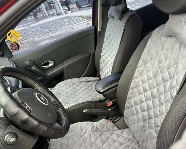 Червоний Рено Кліо, об'ємом двигуна 1.6 л та пробігом 211 тис. км за 4500 $, фото 4 на Automoto.ua