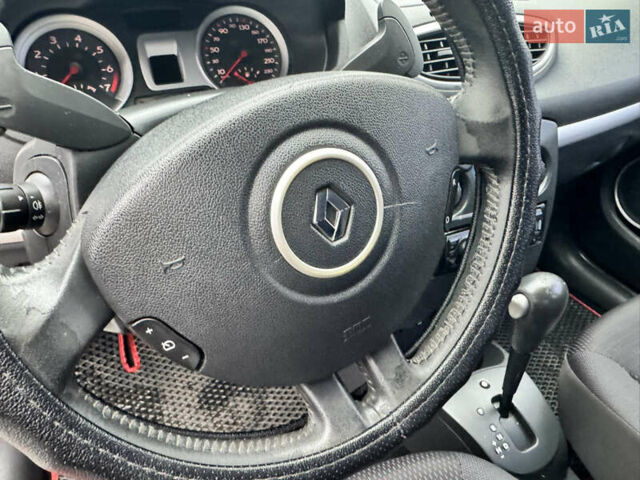 Червоний Рено Кліо, об'ємом двигуна 1.6 л та пробігом 212 тис. км за 4500 $, фото 12 на Automoto.ua