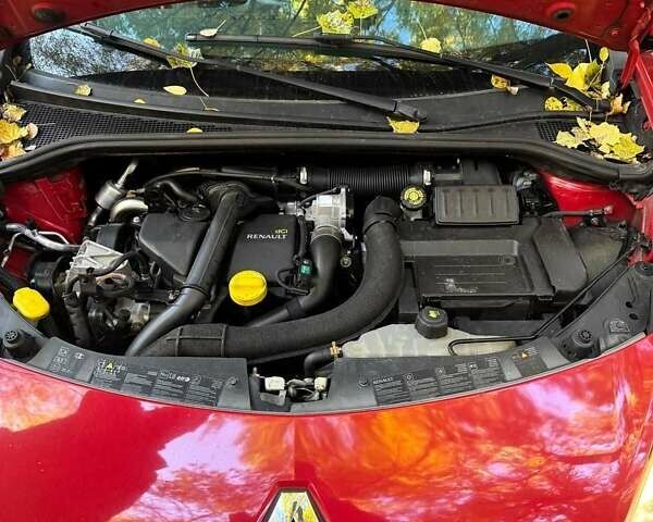 Красный Рено Клио, объемом двигателя 1.46 л и пробегом 218 тыс. км за 5999 $, фото 6 на Automoto.ua
