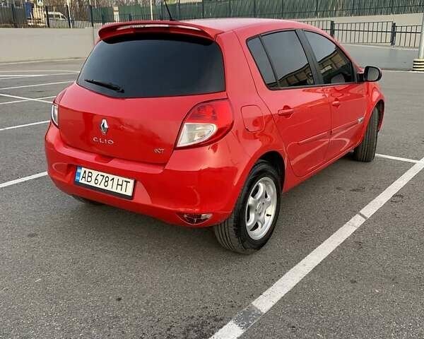 Червоний Рено Кліо, об'ємом двигуна 1.1 л та пробігом 181 тис. км за 5500 $, фото 3 на Automoto.ua