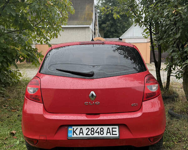 Червоний Рено Кліо, об'ємом двигуна 1.46 л та пробігом 217 тис. км за 5150 $, фото 3 на Automoto.ua