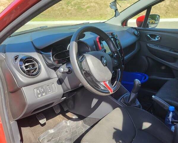Червоний Рено Кліо, об'ємом двигуна 1.15 л та пробігом 135 тис. км за 6300 $, фото 9 на Automoto.ua