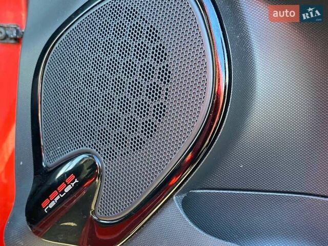 Красный Рено Клио, объемом двигателя 0.9 л и пробегом 184 тыс. км за 7290 $, фото 10 на Automoto.ua