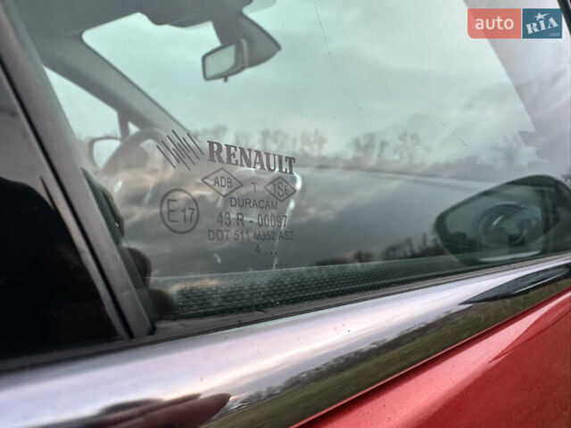 Красный Рено Клио, объемом двигателя 1.5 л и пробегом 195 тыс. км за 9300 $, фото 10 на Automoto.ua
