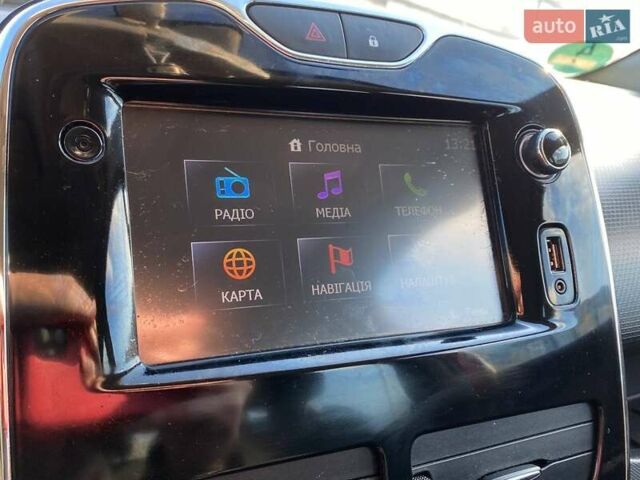 Красный Рено Клио, объемом двигателя 0.9 л и пробегом 184 тыс. км за 7290 $, фото 13 на Automoto.ua