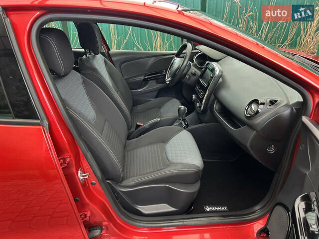 Червоний Рено Кліо, об'ємом двигуна 1.2 л та пробігом 167 тис. км за 9200 $, фото 56 на Automoto.ua