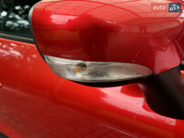 Червоний Рено Кліо, об'ємом двигуна 1.2 л та пробігом 167 тис. км за 9200 $, фото 13 на Automoto.ua