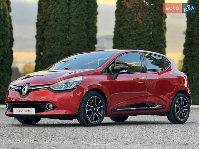 Рено Кліо 2015 у Дубно на Automoto.ua Червоний Рено Кліо, об'ємом двигуна 1.5 л та пробігом 200 тис. км за 8350 $, фото 10 на Automoto.ua