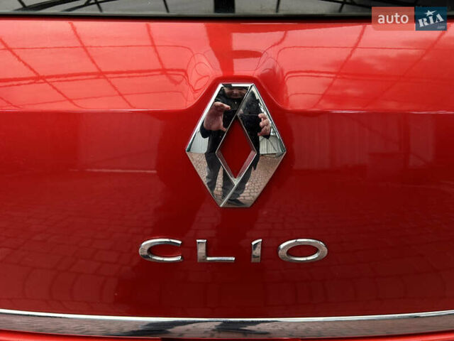 Червоний Рено Кліо, об'ємом двигуна 1.2 л та пробігом 167 тис. км за 9200 $, фото 18 на Automoto.ua