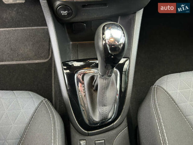 Червоний Рено Кліо, об'ємом двигуна 1.2 л та пробігом 167 тис. км за 9200 $, фото 31 на Automoto.ua