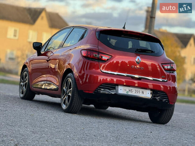 Рено Кліо 2015 у Дубно на Automoto.ua Червоний Рено Кліо, об'ємом двигуна 1.5 л та пробігом 200 тис. км за 8350 $, фото 33 на Automoto.ua
