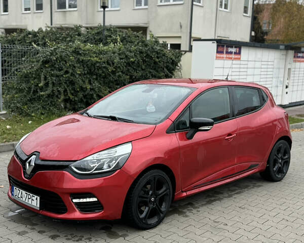 Красный Рено Клио, объемом двигателя 1.46 л и пробегом 140 тыс. км за 7900 $, фото 3 на Automoto.ua