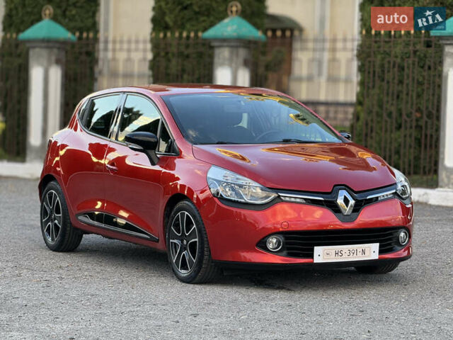 Рено Кліо 2015 у Дубно на Automoto.ua Червоний Рено Кліо, об'ємом двигуна 1.5 л та пробігом 200 тис. км за 8350 $, фото 15 на Automoto.ua