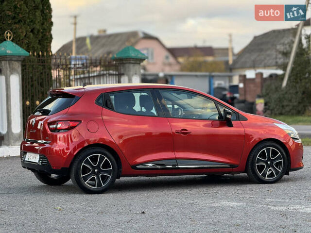 Рено Кліо 2015 у Дубно на Automoto.ua Червоний Рено Кліо, об'ємом двигуна 1.5 л та пробігом 200 тис. км за 8350 $, фото 22 на Automoto.ua
