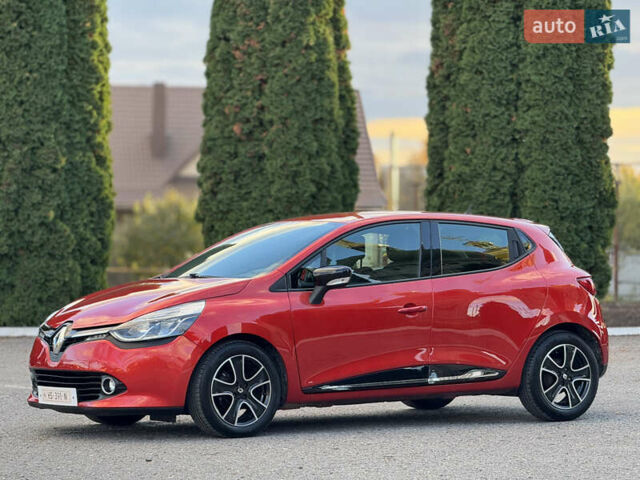 Рено Кліо 2015 у Дубно на Automoto.ua Червоний Рено Кліо, об'ємом двигуна 1.5 л та пробігом 200 тис. км за 8350 $, фото 9 на Automoto.ua