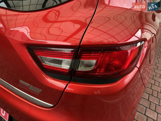 Червоний Рено Кліо, об'ємом двигуна 1.2 л та пробігом 167 тис. км за 9200 $, фото 19 на Automoto.ua