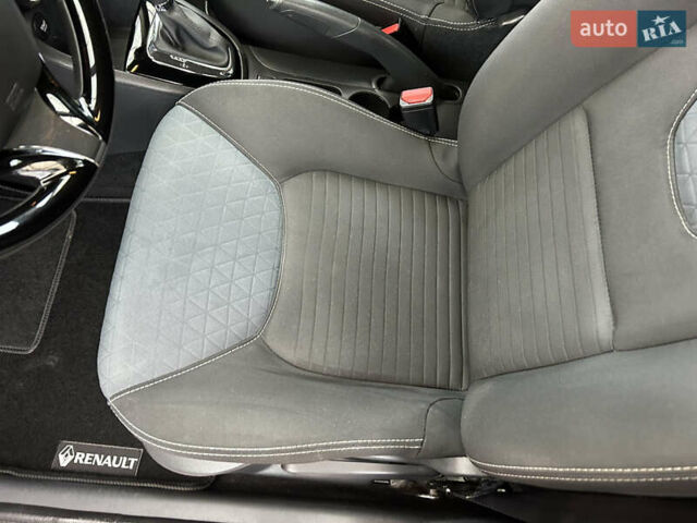 Червоний Рено Кліо, об'ємом двигуна 1.2 л та пробігом 167 тис. км за 9200 $, фото 24 на Automoto.ua