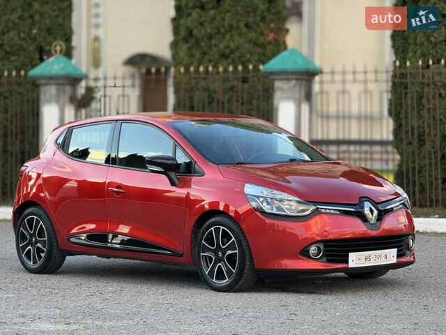 Рено Кліо 2015 у Дубно на Automoto.ua Червоний Рено Кліо, об'ємом двигуна 1.5 л та пробігом 200 тис. км за 8350 $, фото 17 на Automoto.ua