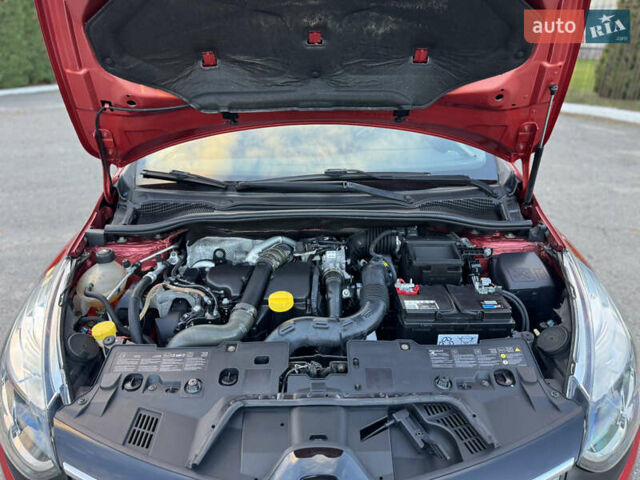 Рено Кліо 2015 у Дубно на Automoto.ua Червоний Рено Кліо, об'ємом двигуна 1.5 л та пробігом 200 тис. км за 8350 $, фото 75 на Automoto.ua