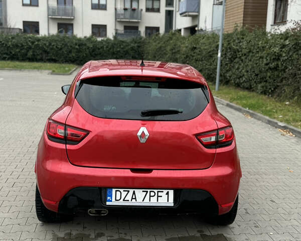 Красный Рено Клио, объемом двигателя 1.46 л и пробегом 140 тыс. км за 7900 $, фото 4 на Automoto.ua