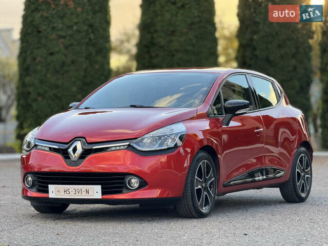 Рено Кліо 2015 у Дубно на Automoto.ua Червоний Рено Кліо, об'ємом двигуна 1.5 л та пробігом 200 тис. км за 8350 $, фото 11 на Automoto.ua