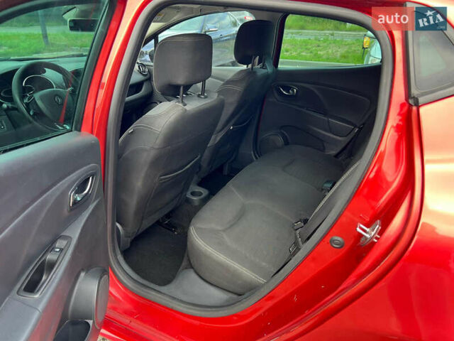 Красный Рено Клио, объемом двигателя 1.46 л и пробегом 140 тыс. км за 7900 $, фото 11 на Automoto.ua
