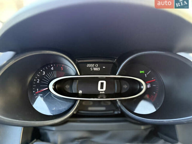 Червоний Рено Кліо, об'ємом двигуна 1.46 л та пробігом 222 тис. км за 7599 $, фото 16 на Automoto.ua