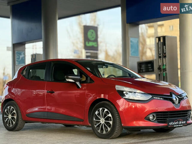Червоний Рено Кліо, об'ємом двигуна 1.46 л та пробігом 222 тис. км за 7599 $, фото 2 на Automoto.ua