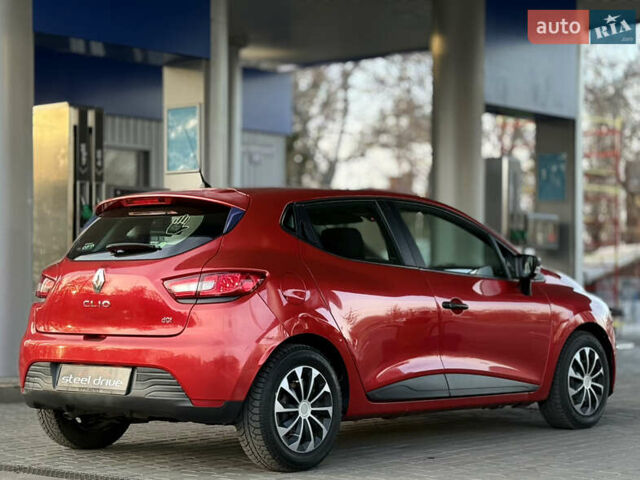 Червоний Рено Кліо, об'ємом двигуна 1.46 л та пробігом 222 тис. км за 7599 $, фото 4 на Automoto.ua