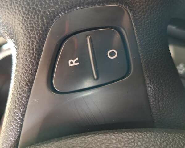 Червоний Рено Кліо, об'ємом двигуна 1.46 л та пробігом 220 тис. км за 7999 $, фото 29 на Automoto.ua