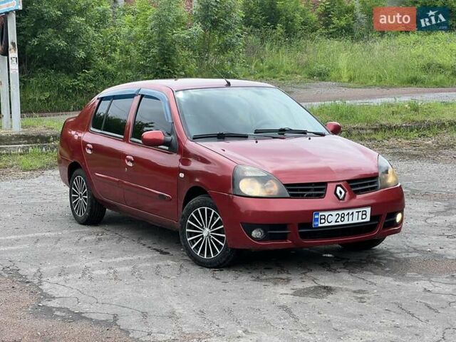 Красный Рено Клио, объемом двигателя 1.4 л и пробегом 210 тыс. км за 2750 $, фото 3 на Automoto.ua