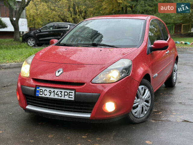 Червоний Рено Кліо, об'ємом двигуна 1.15 л та пробігом 205 тис. км за 4550 $, фото 1 на Automoto.ua