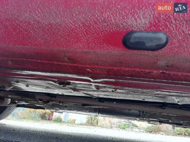 Красный Рено Клио, объемом двигателя 1.15 л и пробегом 202 тыс. км за 4900 $, фото 18 на Automoto.ua