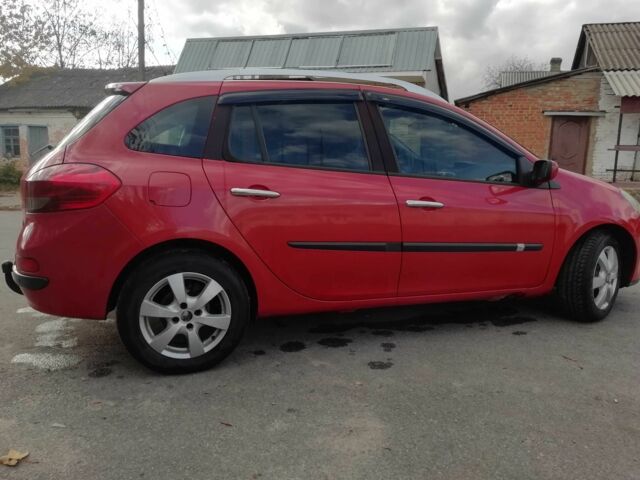 Красный Рено Клио, объемом двигателя 1.1 л и пробегом 202 тыс. км за 4900 $, фото 9 на Automoto.ua