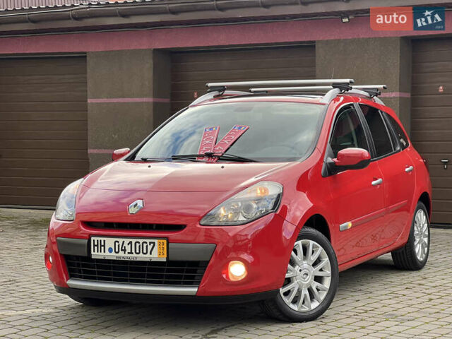 Красный Рено Клио, объемом двигателя 1.6 л и пробегом 240 тыс. км за 6999 $, фото 8 на Automoto.ua