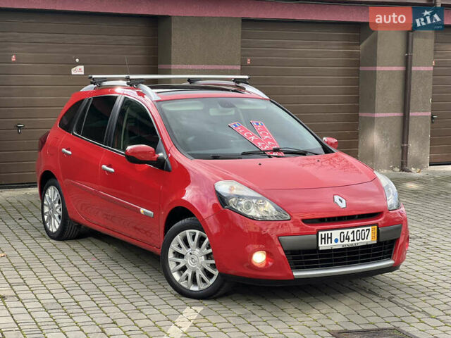 Красный Рено Клио, объемом двигателя 1.6 л и пробегом 240 тыс. км за 6999 $, фото 14 на Automoto.ua