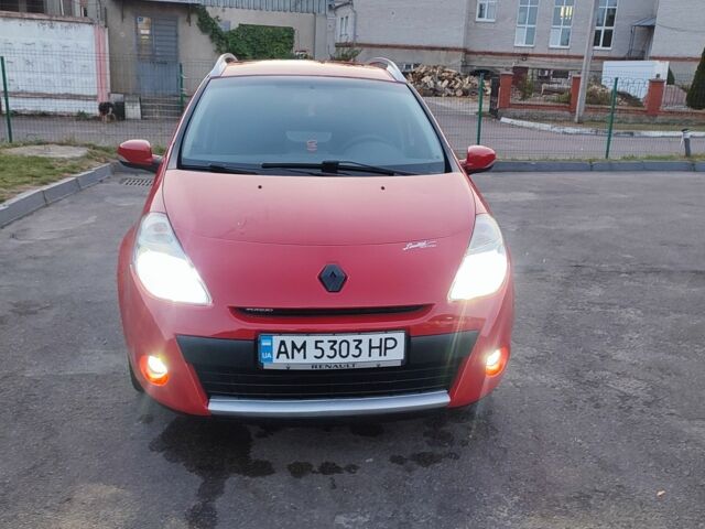 Рено Кліо 2012 у Житомирі на Automoto.ua Червоний Рено Кліо, об'ємом двигуна 1.5 л та пробігом 330 тис. км за 5200 $, фото 3 на Automoto.ua