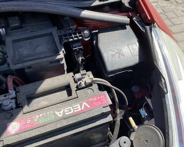 Червоний Рено Кліо, об'ємом двигуна 1.5 л та пробігом 250 тис. км за 9000 $, фото 25 на Automoto.ua