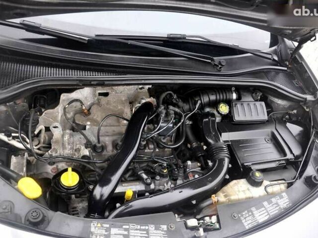 Рено Клио, объемом двигателя 1.2 л и пробегом 200 тыс. км за 4600 $, фото 27 на Automoto.ua