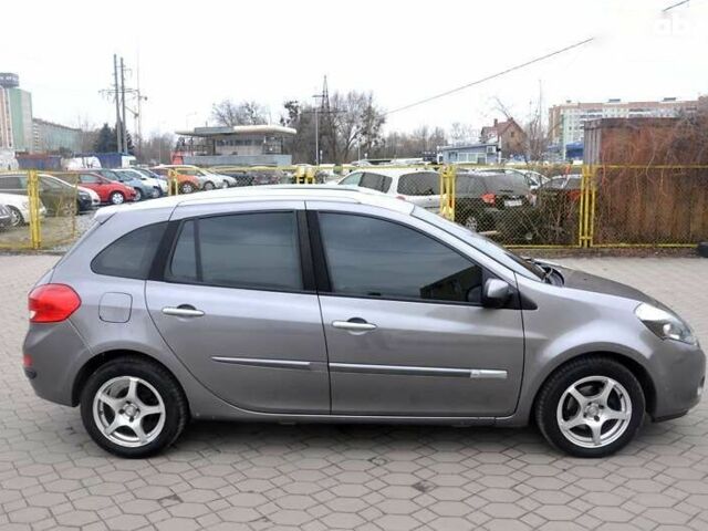 Рено Клио, объемом двигателя 1.2 л и пробегом 200 тыс. км за 4600 $, фото 7 на Automoto.ua