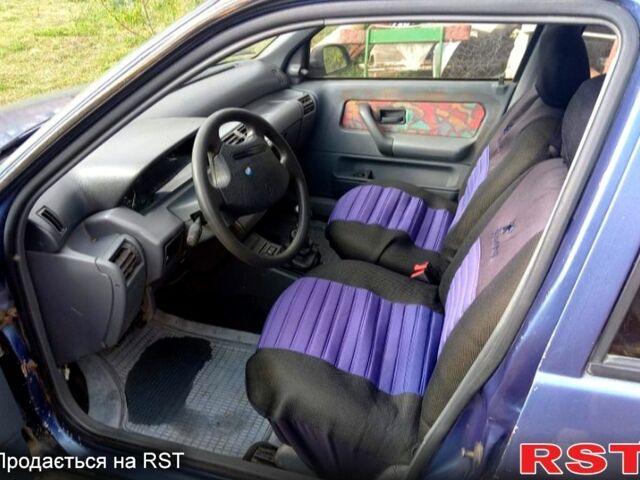 Рено Клио, объемом двигателя 1.2 л и пробегом 180 тыс. км за 1450 $, фото 3 на Automoto.ua