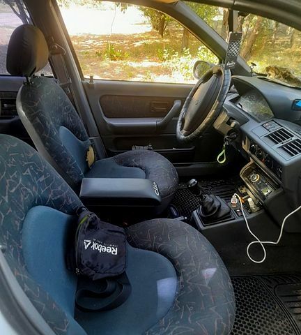 Рено Клио, объемом двигателя 12 л и пробегом 200 тыс. км за 1070 $, фото 2 на Automoto.ua