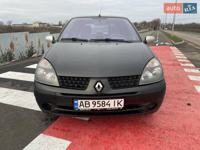 Рено Клио, объемом двигателя 1.4 л и пробегом 300 тыс. км за 2000 $, фото 4 на Automoto.ua