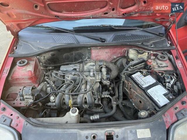 Рено Клио, объемом двигателя 1.2 л и пробегом 205 тыс. км за 2200 $, фото 9 на Automoto.ua