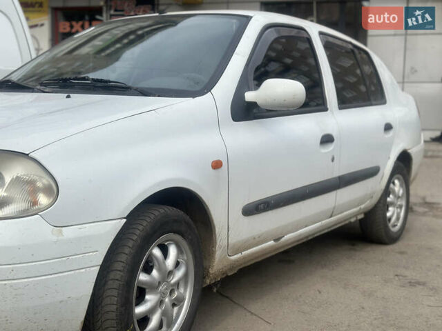 Рено Клио, объемом двигателя 1.4 л и пробегом 300 тыс. км за 2000 $, фото 3 на Automoto.ua