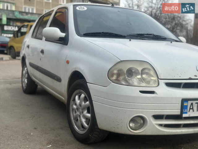 Рено Клио, объемом двигателя 1.4 л и пробегом 300 тыс. км за 2000 $, фото 2 на Automoto.ua